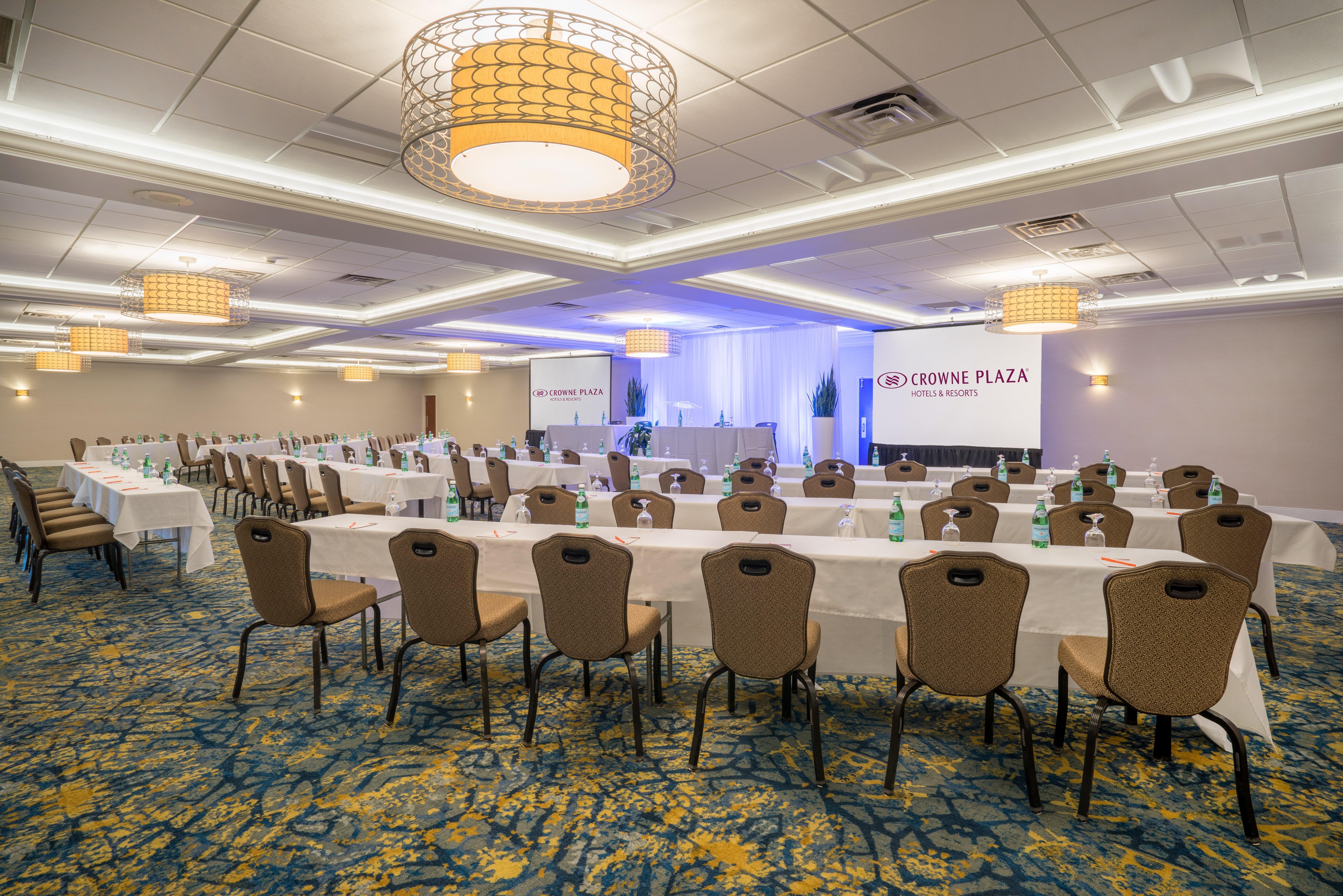 Crowne Plaza Hotel And Suites Pittsburgh South By Ihg Mt. Lebanon Zewnętrze zdjęcie