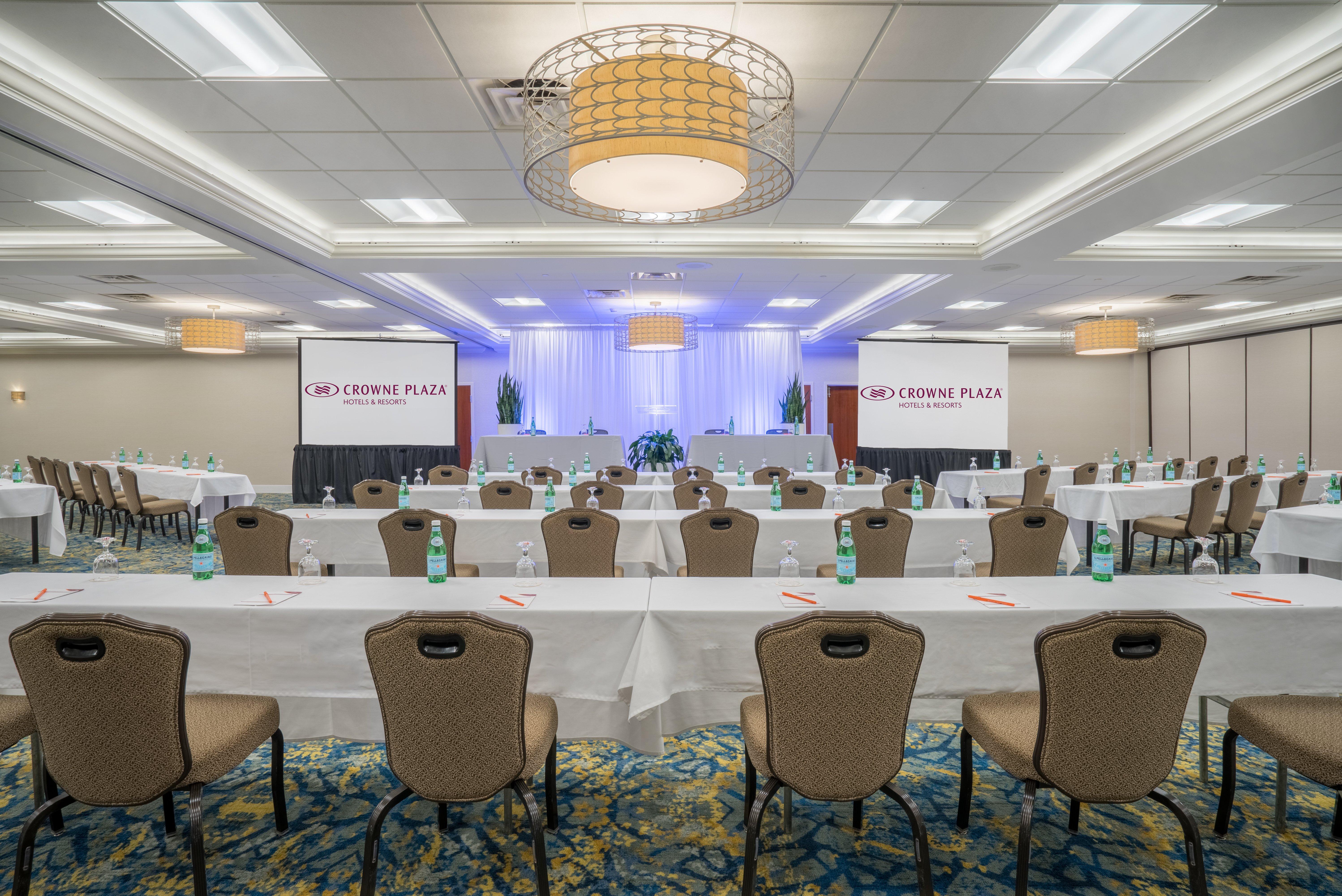 Crowne Plaza Hotel And Suites Pittsburgh South By Ihg Mt. Lebanon Zewnętrze zdjęcie